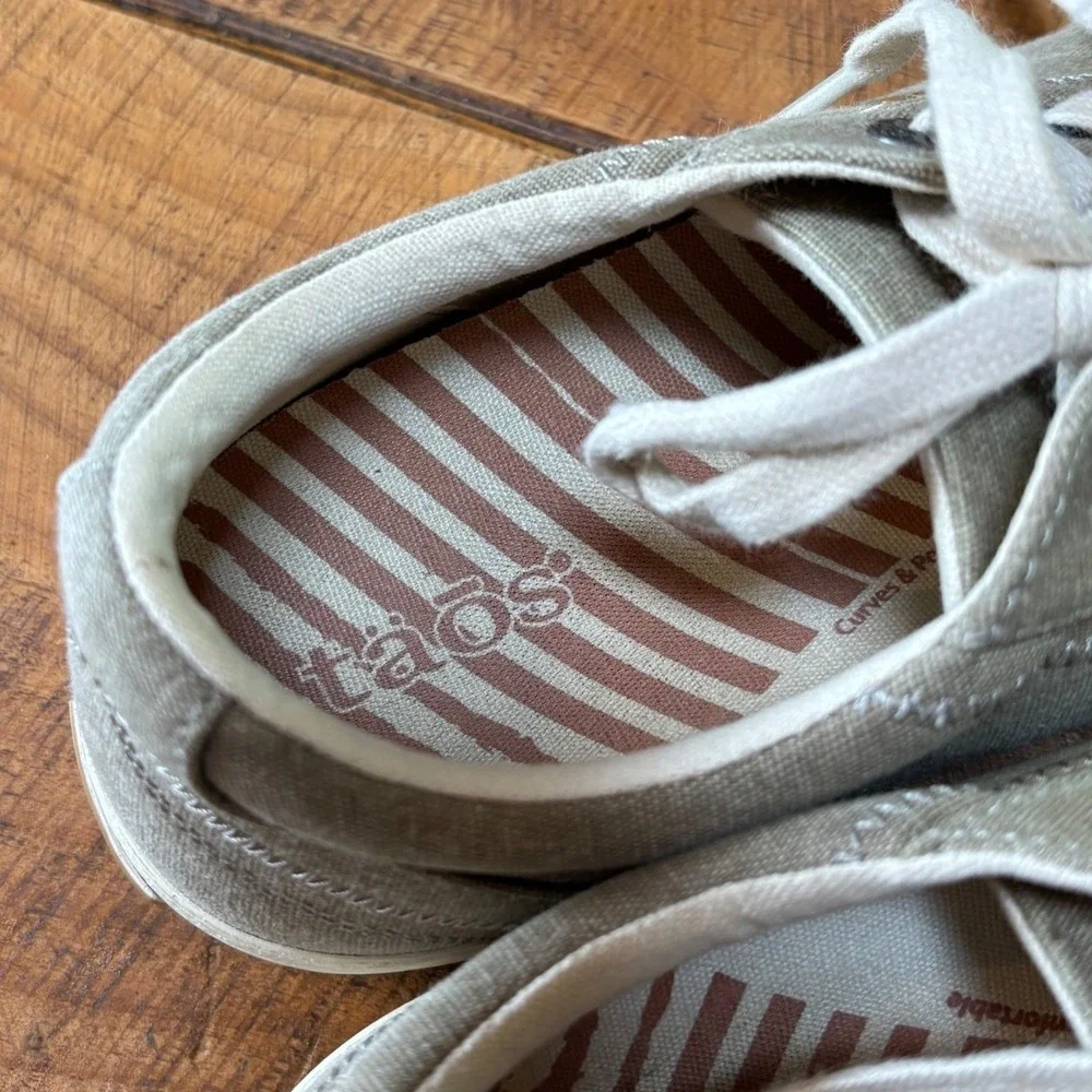 Taos Footwear these shoes